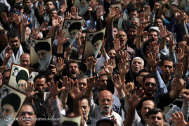 راهپیمایی نمازگزاران جمعه در انزجار علیه جنایات آل سعود - مشهد
