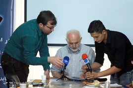 نشست خبری 