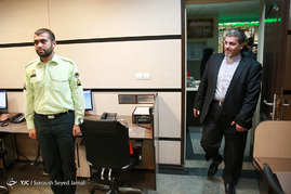 بازدید تعدادی از نمایندگان مجلس از مرکز فرماندهی نیروی انتظامی تهران بزرگ‎
