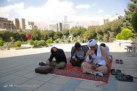 آغاز مراسم دعای عرفه در مسجد بلال