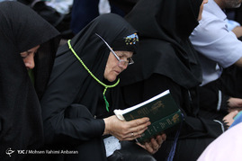 مراسم دعای عرفه در حرم مطهر رضوی	
