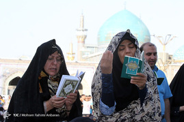 مراسم دعای عرفه در حرم مطهر رضوی
