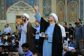 مراسم دعای عرفه در حرم حضرت معصومه(س‎)
