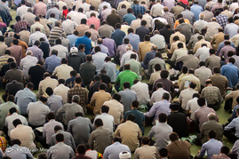 مراسم دعای عرفه در مصلی امام خمینی(ره)