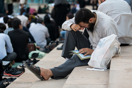 مراسم دعای عرفه در مصلی امام خمینی(ره)