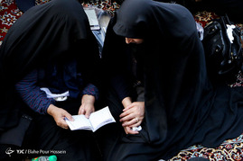 مراسم دعای عرفه در حرم شاهچراغ(ع) - شیراز‎
