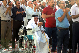 اقامه نمازعید سعید قربان در حرم امام رضا علیه السلام
