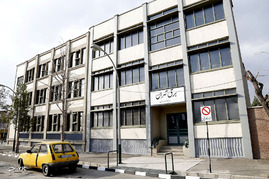 بازدید رئیس رسانه ملی از پشت صحنه سریال معمای شاه
