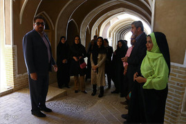 سفر جمعی از خبرنگاران پارلمانی به استان یزد
