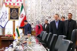 نشست خبری لاریجانی با رئیس مجلس نمایندگان سوریه
