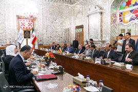 نشست خبری لاریجانی با رئیس مجلس نمایندگان سوریه
