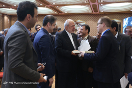 نشست بین‌المللی با موضوع آب