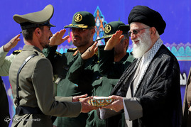 حضور فرمانده کل قوا در مراسم دانش‌آموختگی دانشجویان دانشگاه‌های افسری ارتش
