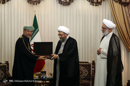 دیدار دادستان کل کشور عمان با آیت الله آملی لاریجانی - مشهد