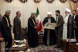 دیدار دادستان کل کشور عمان با آیت الله آملی لاریجانی - مشهد