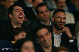 جشن قهرمانی تیم والیبال بانک سرمایه و خداحافظی مهدی مهدوی
