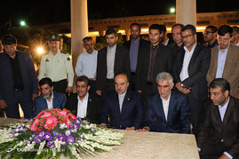 گرامیداشت حافظ و مولانا در جوار آرامگاه حافظ
