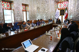 دیدار رئیس مجلس با رئیس و معاونان مرکز آمار ایران