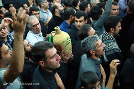 آئین سنتی تشت گذاری
