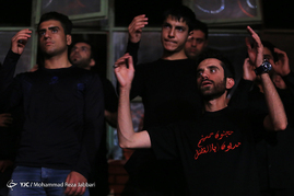 عزاداری شب دوم محرم در قم‎
