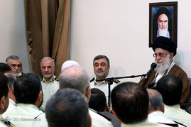 دیدار فرماندهان نیروی انتظامی با رهبر معظم انقلاب 