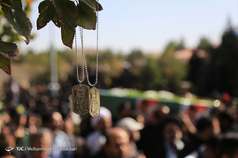 تشییع چهار شهید مدافع حرم در قم‎
