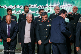 نشست سفرا و کاردارهای مستقر در تهران با فرمانده ناجا