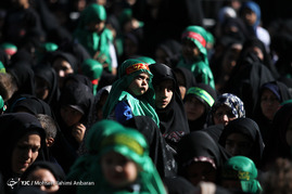 مراسم شیرخوارگان حسینی در حرم امام رضا(ع)