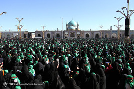 مراسم شیرخوارگان حسینی در حرم امام رضا(ع)