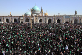 مراسم شیرخوارگان حسینی در حرم امام رضا(ع)
