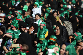 مراسم شیرخوارگان حسینی در حرم امام رضا(ع)