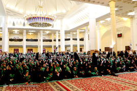 مراسم شیرخوارگان حسینی در حرم شاهچراغ(ع)
