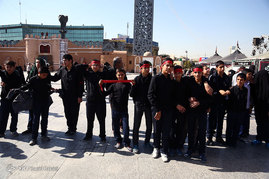 برگزاری سوگواره احلی من العسل در میدان امام حسین (ع)