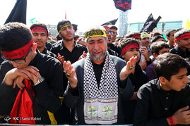 برگزاری سوگواره احلی من العسل در میدان امام حسین (ع)