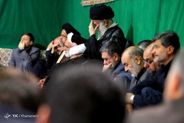 اولین شب عزاداری ایام محرم ۱۴۳۸ با حضور مقام معظم رهبری در حسینیه امام خمینی