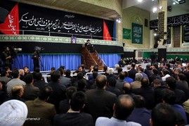 اولین شب عزاداری ایام محرم ۱۴۳۸ با حضور مقام معظم رهبری در حسینیه امام خمینی