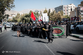 دسته عزاداران حسینی در تهران
