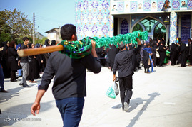 مراسم عزاداری تاسوعای حسینی در روستای لاریم
