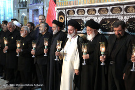 مراسم خطبه خوانی شب شهادت امام حسین(ع) درحرم رضوی
