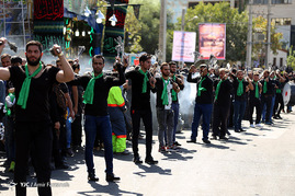 مراسم عزاداری عاشورای حسینی در کرج
