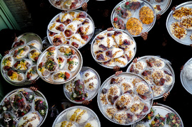آیین سنتی توزیع غذای نذری در روستای باغ ملک اصفهان‎

