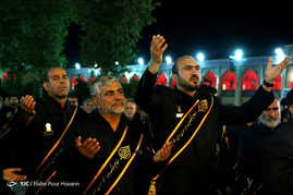 مراسم شام غریبان در حرم شاهچراغ(ع) - شیراز
