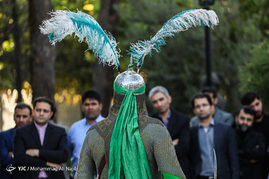 نخستین نمایشگاه لباس عاشورایی