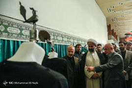 نخستین نمایشگاه لباس عاشورایی