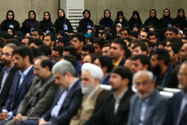 دیدار نخبگان علمی جوان با رهبر معظم انقلاب	
