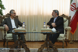دیدار رئیس اجرایی دفتر سیاسی اتحادیه میهنی کردستان با وزیر کشور