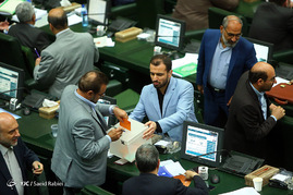 جلسه رای اعتماد به وزرای پیشنهادی دولت در مجلس شورای اسلامی