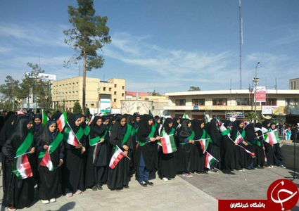 هم اکنون راهپیمایی ۱۳ابان درسراوان