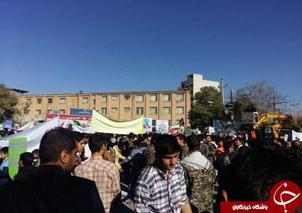 راهپیمایی مردم در رشت