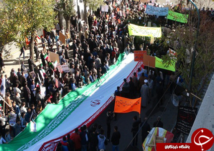 جوانان و نوجوانان انقلابی استان زنجان با حضور در راهپیمایی باشکوه 13 آبان 
